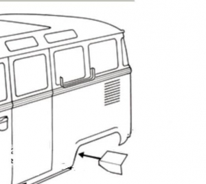 Splashpanel in front of rear wheel arch, left