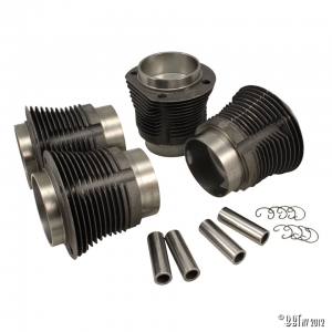 Piston liner kit, cast, upper 83,90 mm - lower 81,90 mm